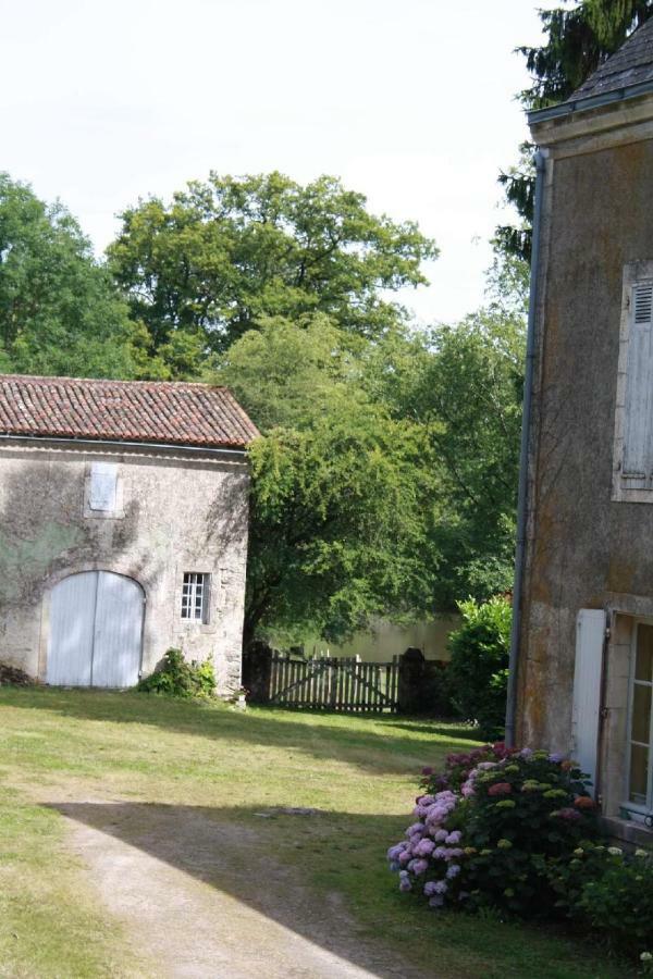 Domaine De La Borliere Βίλα Fenioux  Εξωτερικό φωτογραφία